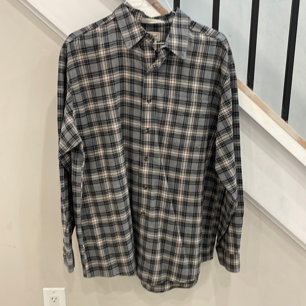 LLBean cotton button down shirt. Traditional fit.